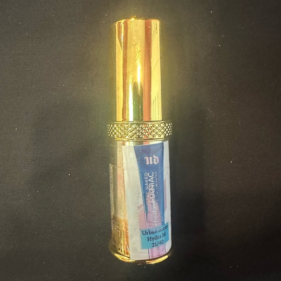 Travel foundation size 10ML- Urban Decay Hydro-Maniac shades 31&40 - Picture 1 of 6